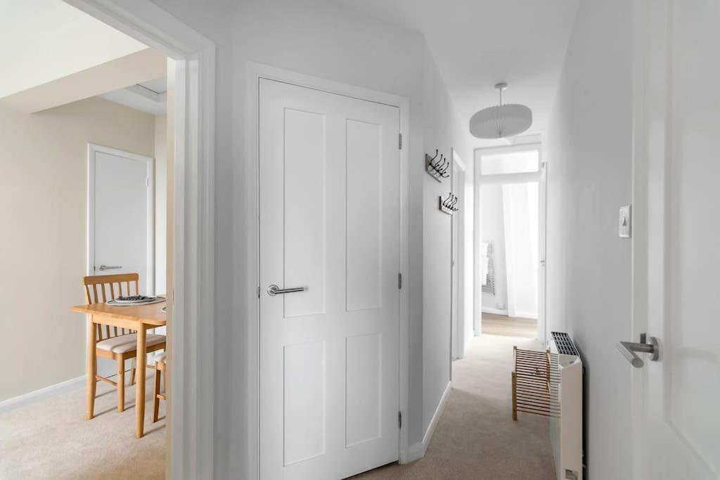 1-Bed Seaside Apartment With Parking Cromer Eksteriør bilde